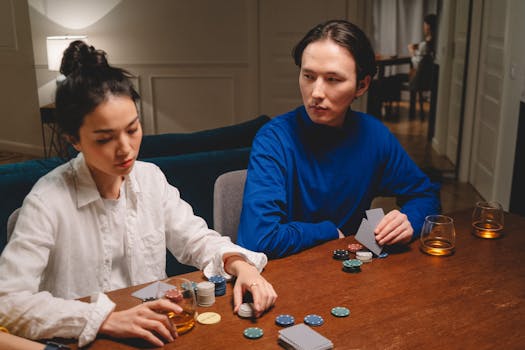 poker players analyzing their game