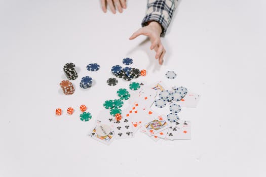 poker player reading opponents
