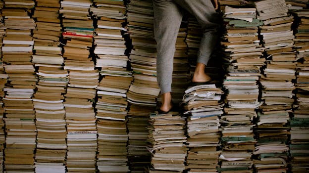 a pile of beginner poker books