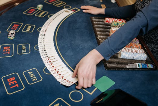 Analyzing poker hands at the table